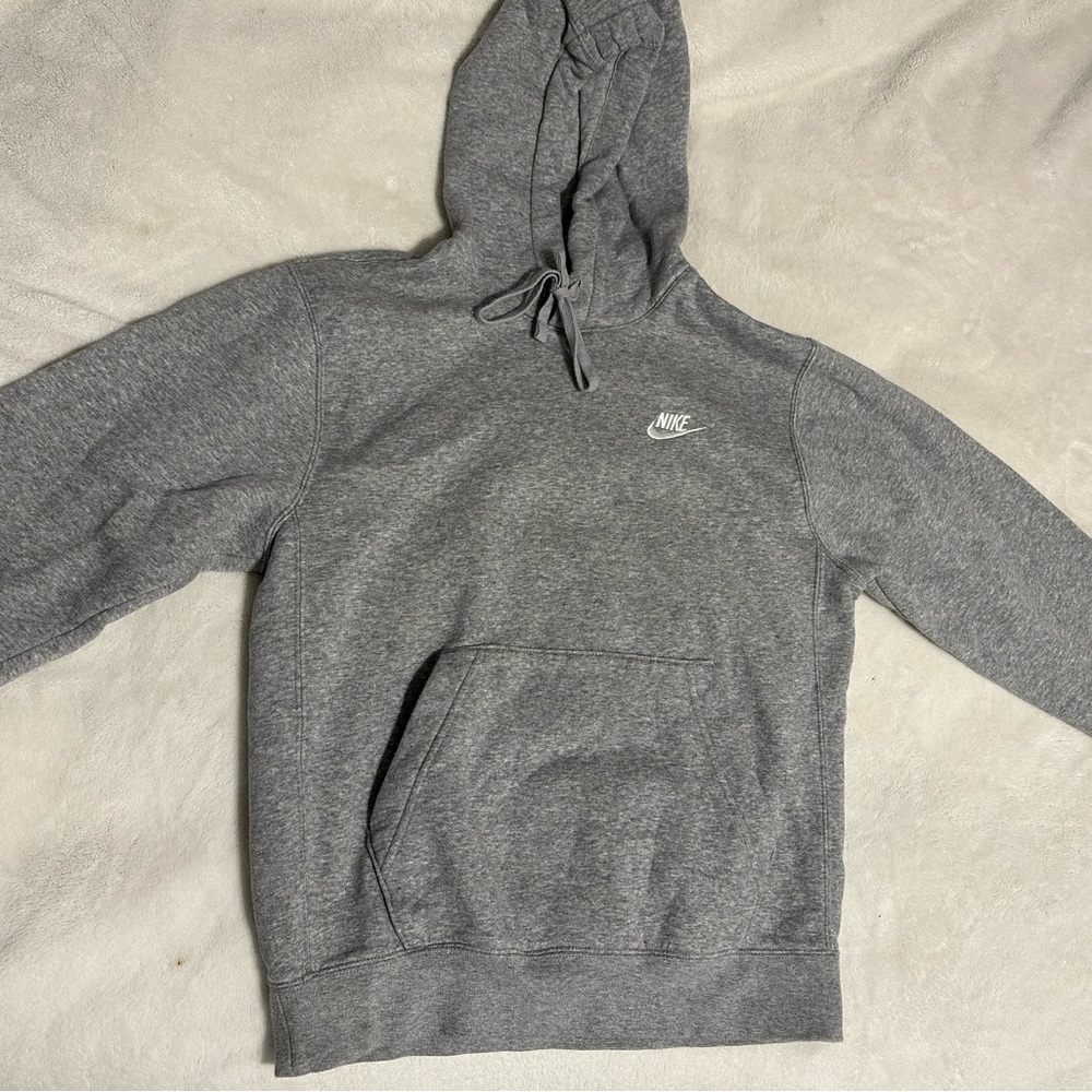 gray nike hoodie